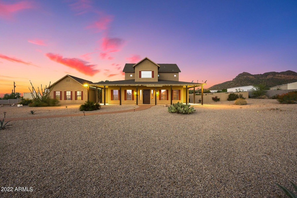 5258 N Warner Front Twilight
