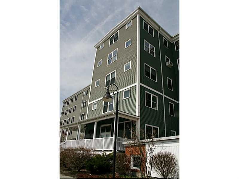 18 Park St unit 304, Saco, ME 04072 - photo 1