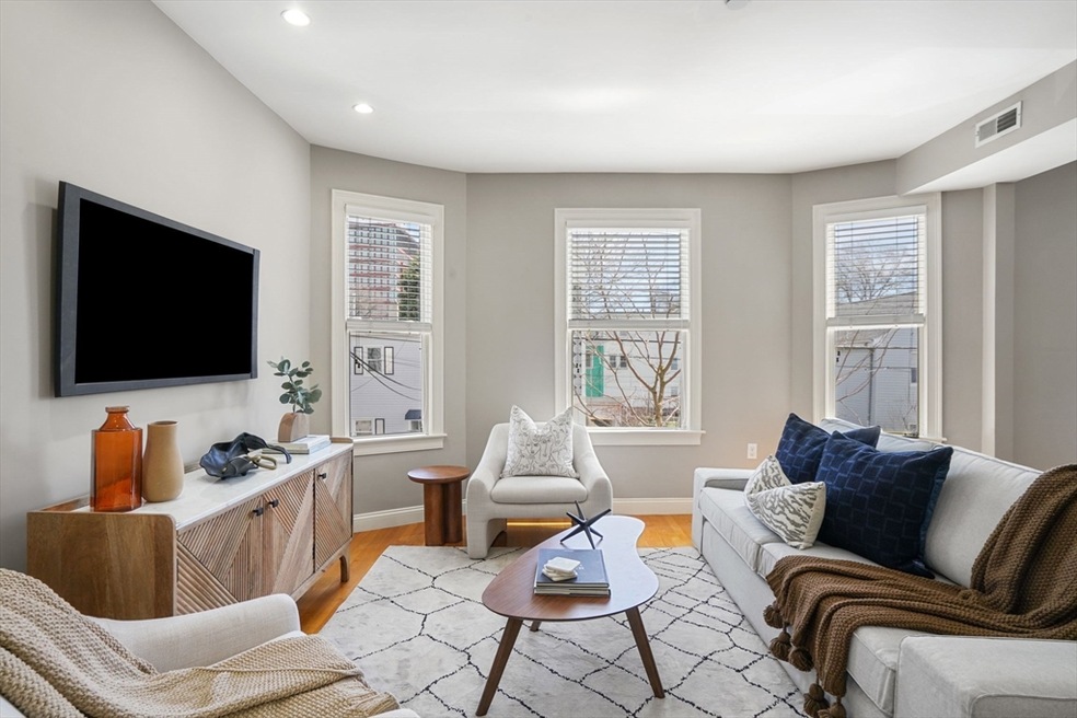 139 5th St unit A, Cambridge, MA 02141 - photo 1