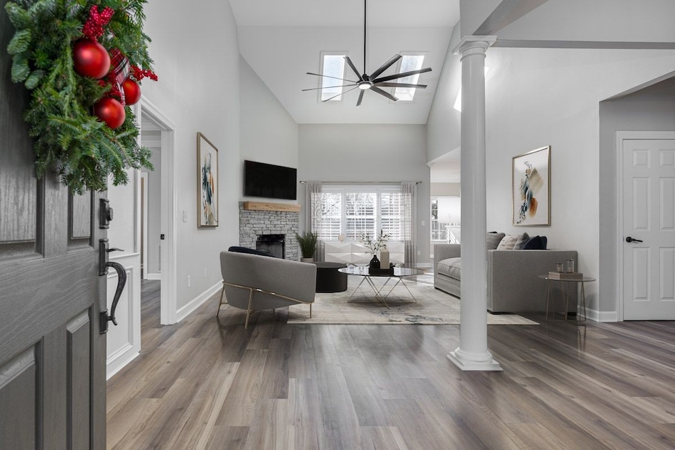 201 Woodcrest Ct, Franklin, TN 37067 - photo 1