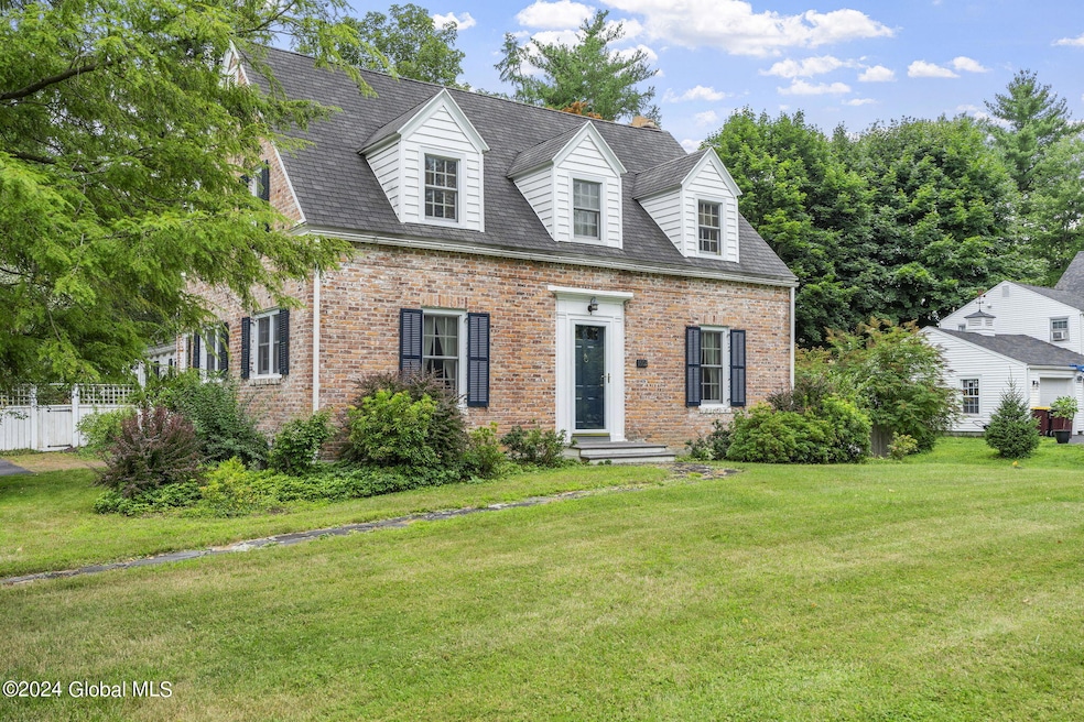 1602 New Scotland Rd, Slingerlands, NY 12159 - photo 1