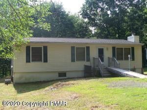 131 Osprey Cir, Lehman, PA 18324 - photo 1