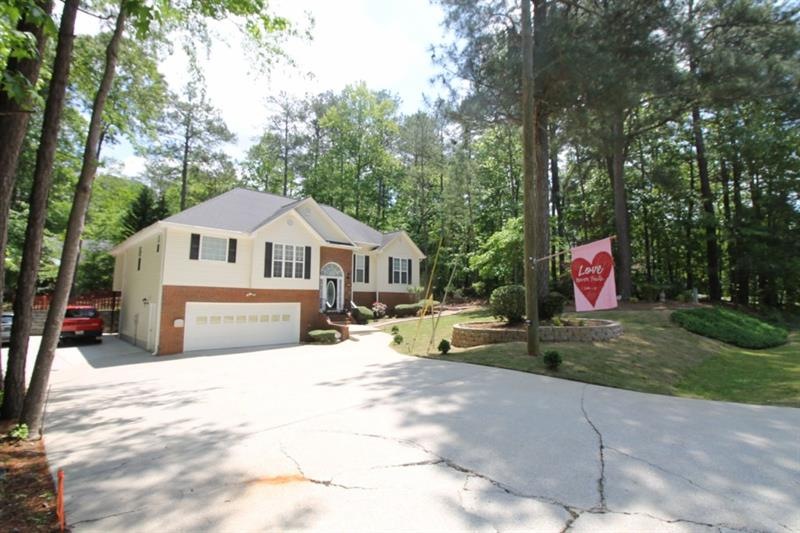 5073 Woodmont Dr, Villa Rica, GA 30180 - photo 1