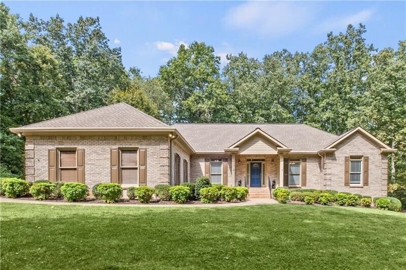 Welcome home to this all brick ranch home!