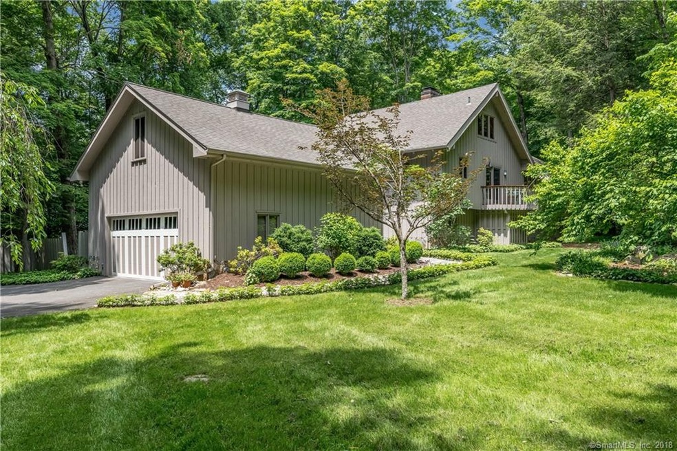 11 Winding Brook Ln, Redding, CT 06896 - photo 1