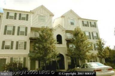 21840 Elkins Terrace unit 303, Sterling, VA 20166 - photo 1