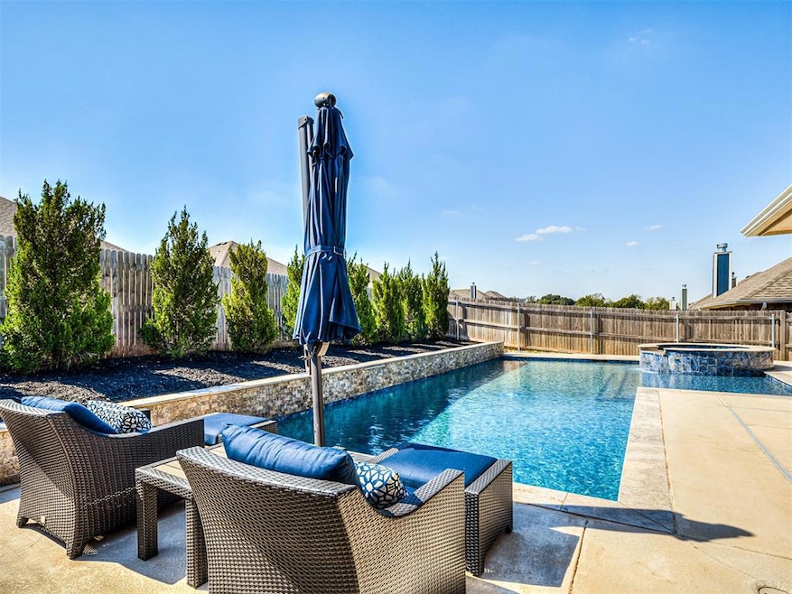 8324 NW 163rd St, Edmond, OK 73013 - photo 1