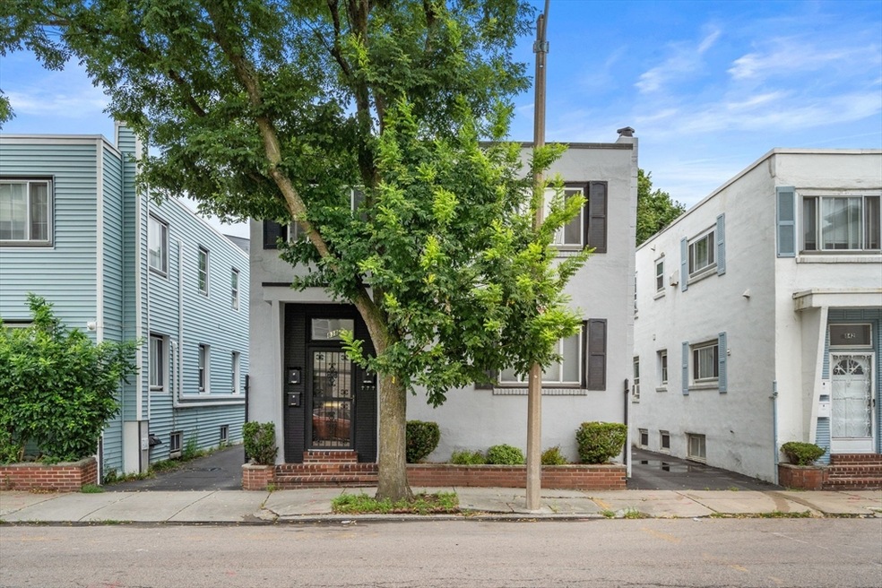 838 Saratoga St unit 1, Boston, MA 02128 - photo 1