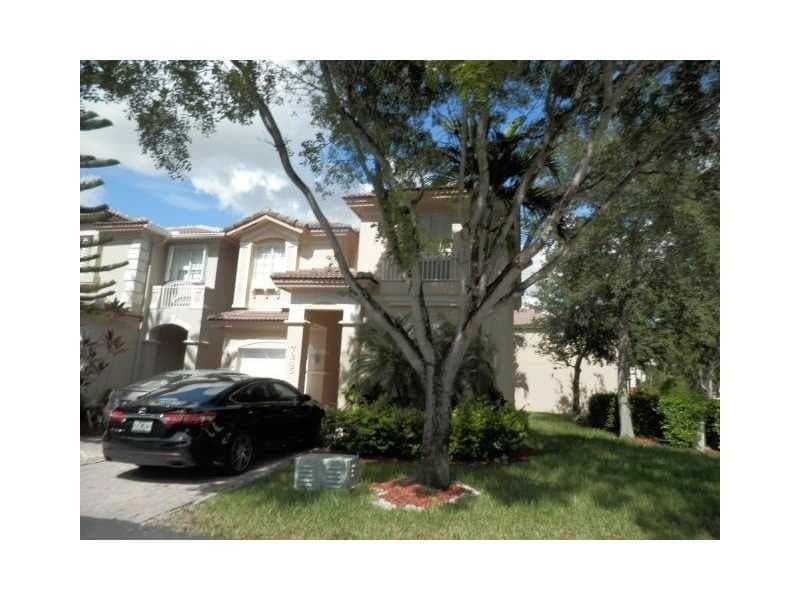 7245 NW 113th Place, Doral, FL 33178 - photo 1