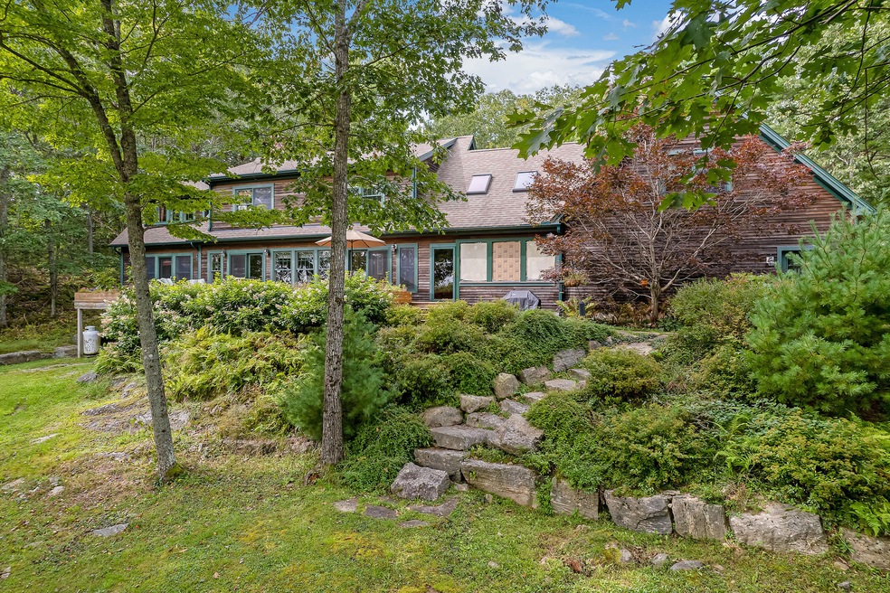 136 Clarks Point Rd_105