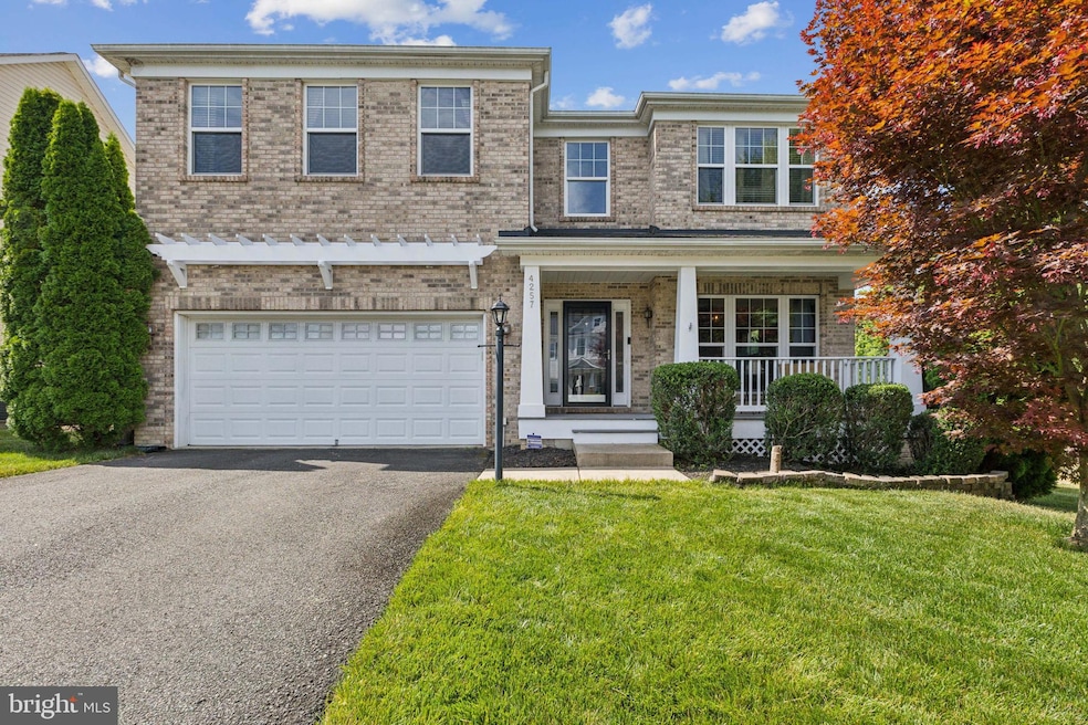 4257 Meyers Rd, Triangle, VA 22172 - photo 1