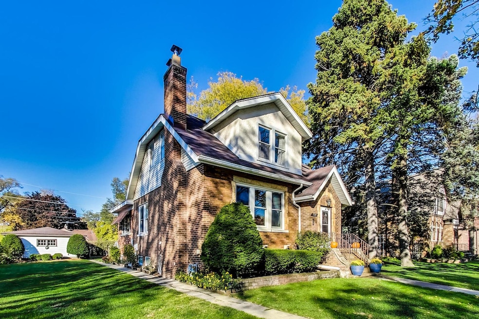 924 Manchester Ave, Westchester, IL 60154 - photo 1