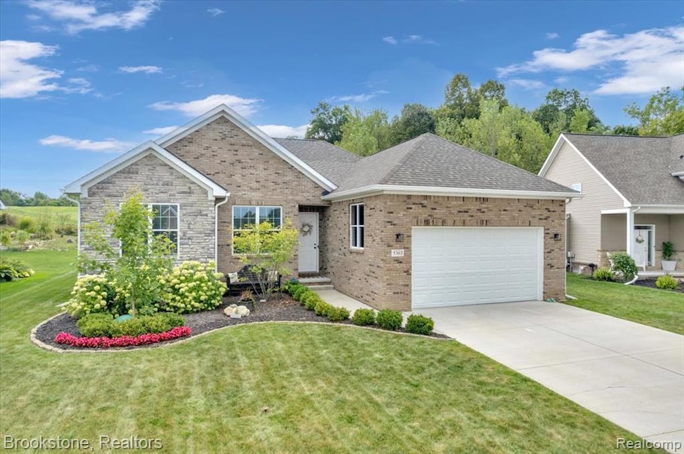 Welcome to 5363 Pebble Beach!