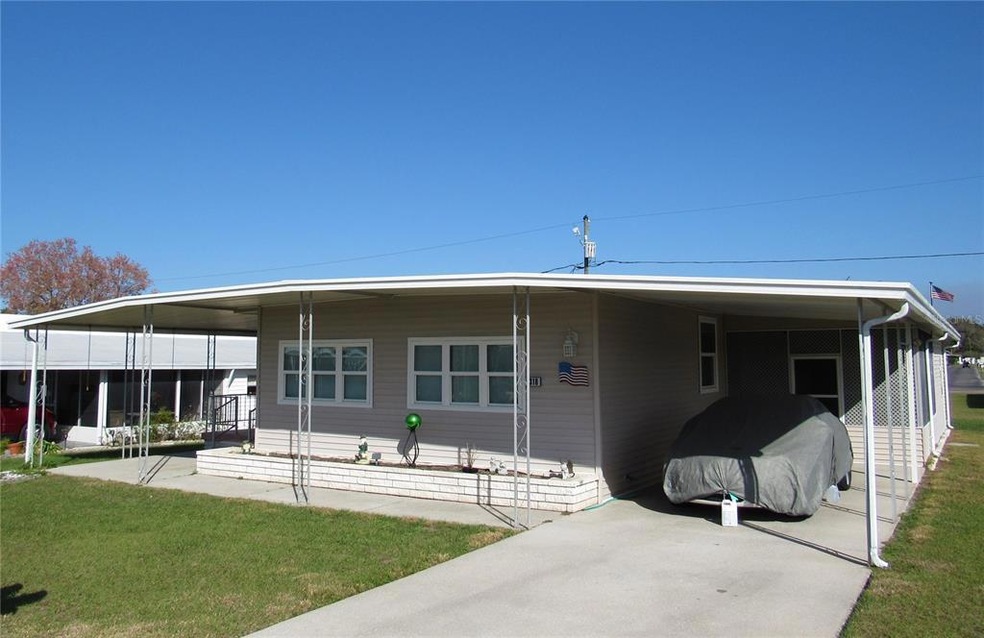 5318 Vera St, Zephyrhills, FL 33542 - photo 1