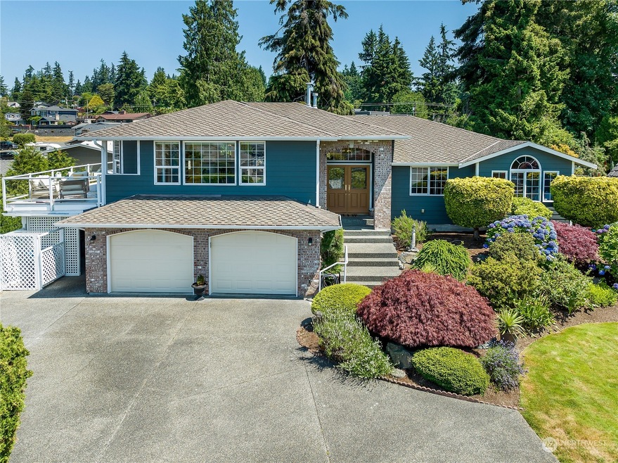 709 Birch Place, Edmonds, WA 98020 - photo 1