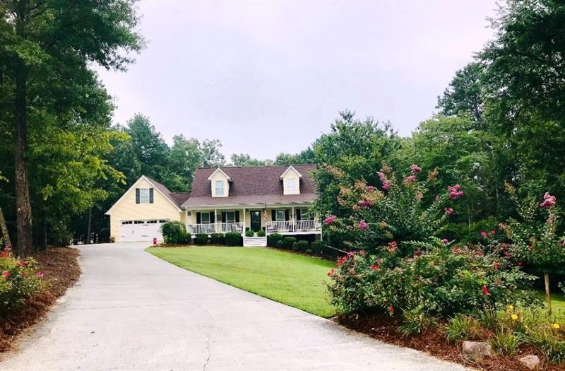 185 Hunters Trail SE, Calhoun, GA 30701 - photo 1