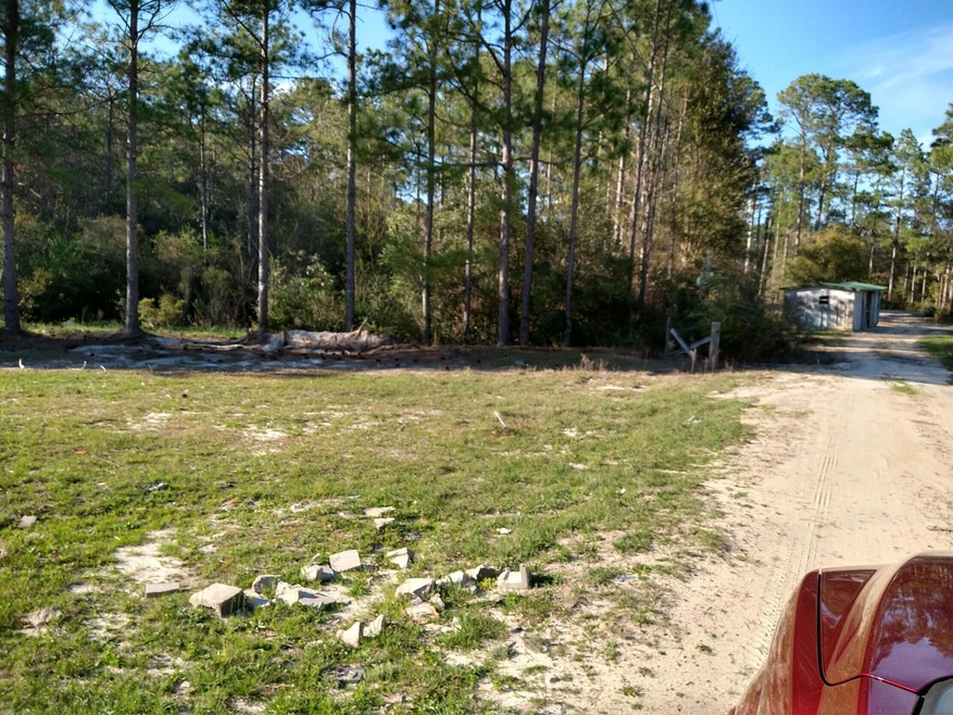 104 Plum looking towards Hwy 20