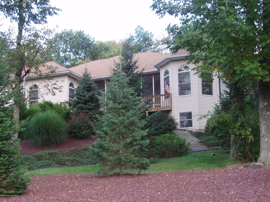 264 Eastshore Dr, East Stroudsburg, PA 18301 - photo 1