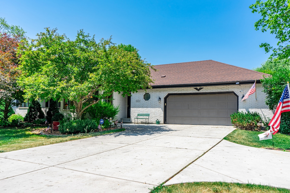 Sold $400,000 • Co-Listing Agent