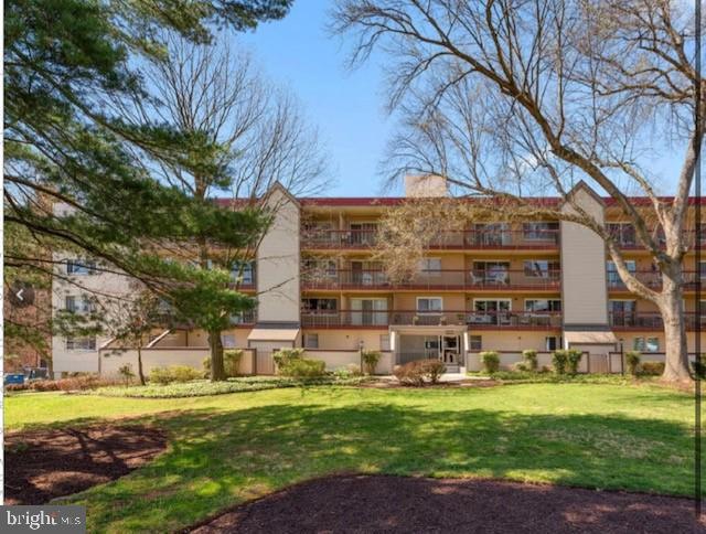 10300 Westlake Dr unit S408, Bethesda, MD 20817 - photo 1