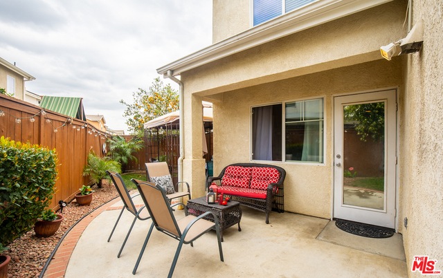 12256 Willowbend Ln unit 39, Sylmar, CA 91342 - photo 1