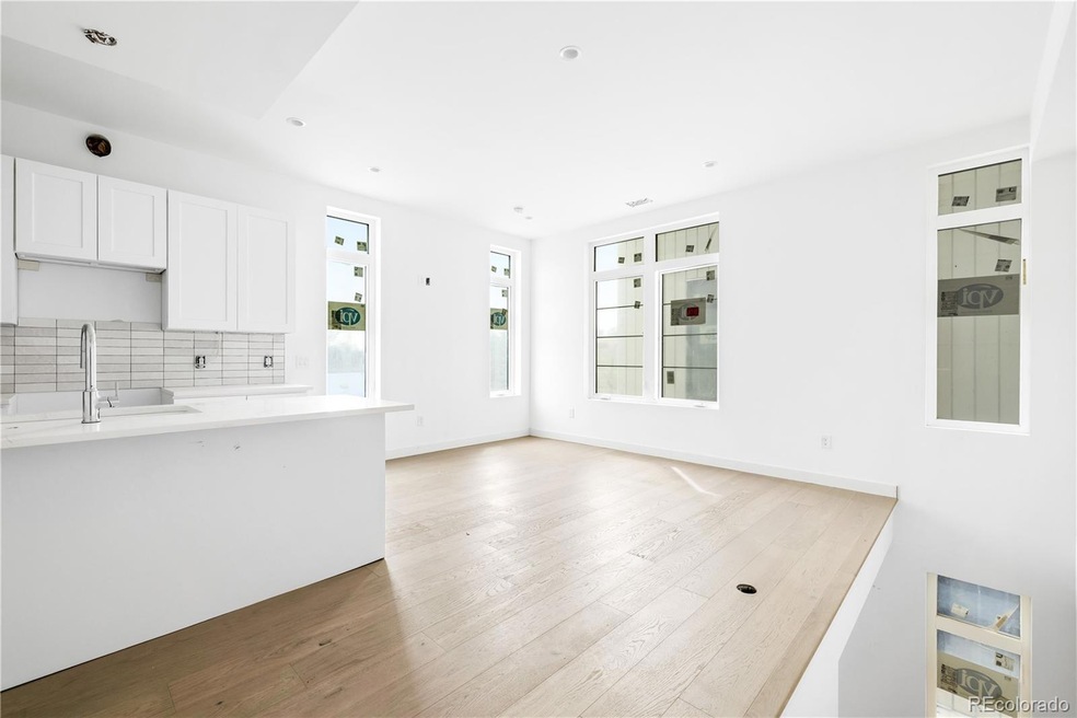 Kitchen & living space