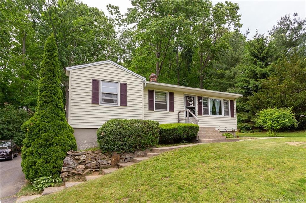 Welcome to 14 Sheraton Drive, Wolcott