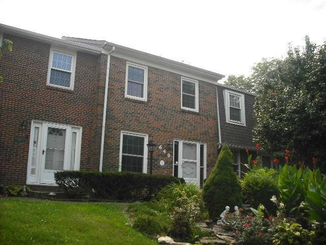 649 SIMSBURY (2)