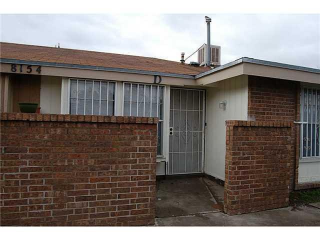 8154 Saint Andrew Ln unit D, El Paso, TX 79907 - photo 1