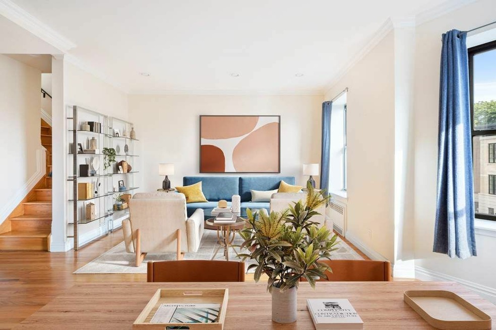 Sold $1,600,000 • Co-Listing Agent