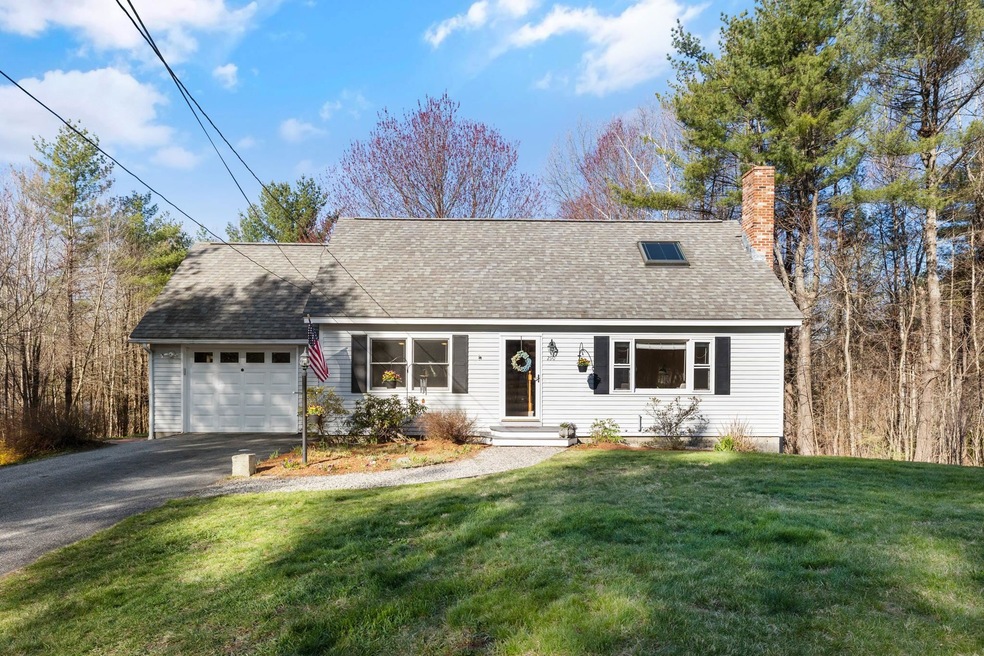 290 Cross Rd, Pembroke, NH 03275 - photo 1