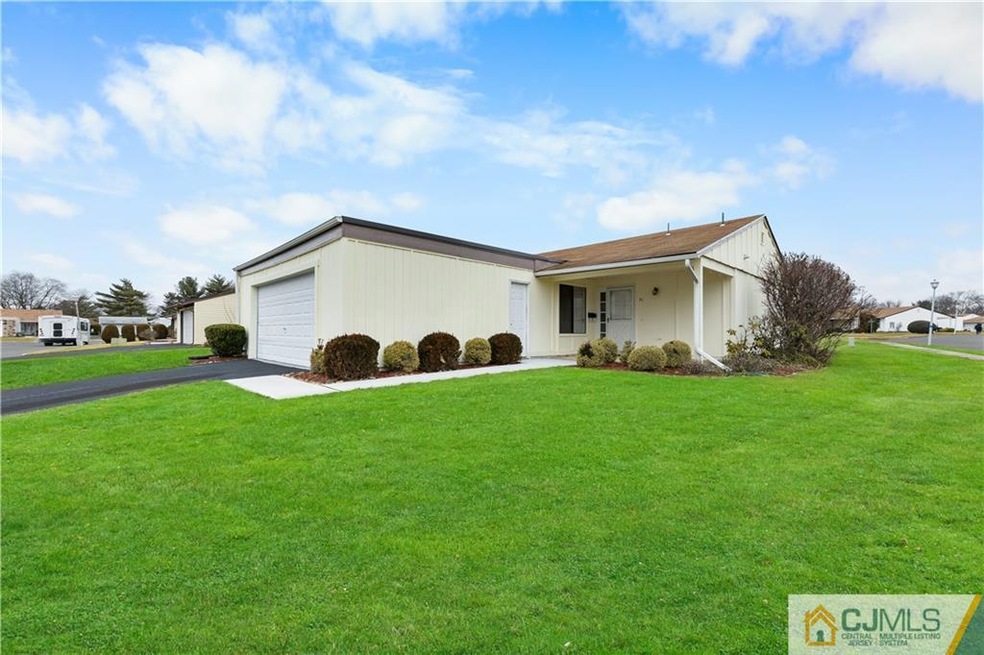 9B Aspen Plaza unit 9C, Monroe Township, NJ 08831 - photo 1