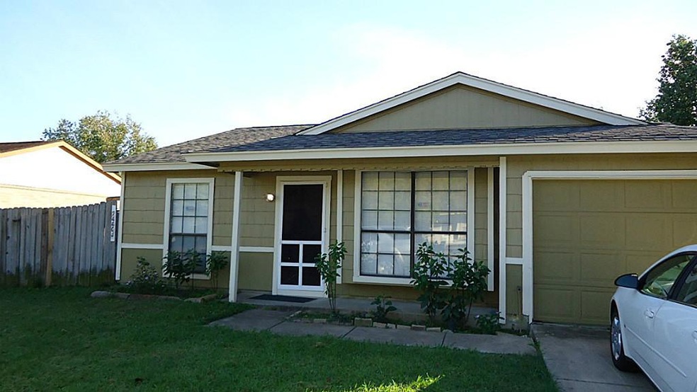 24403 Running Iron Dr, Hockley, TX 77447 - photo 1