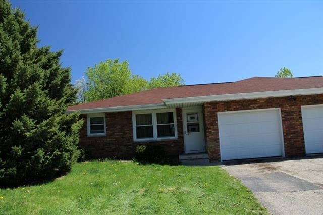 657 Dunn Ave, Oregon, WI 53575 - photo 1