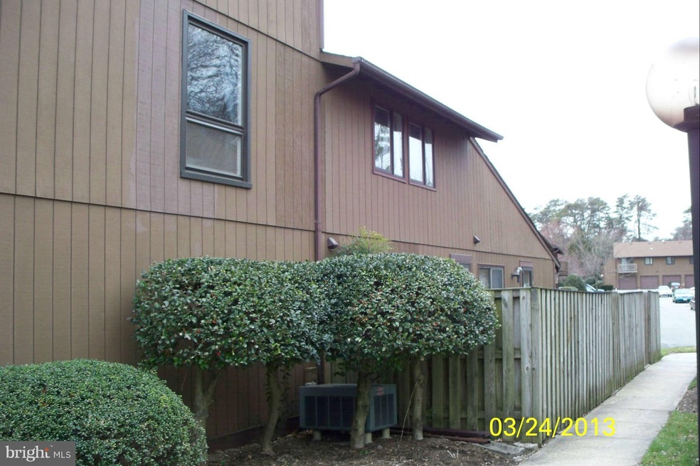 456 West Ct unit 15B, Glen Burnie, MD 21061 - photo 1