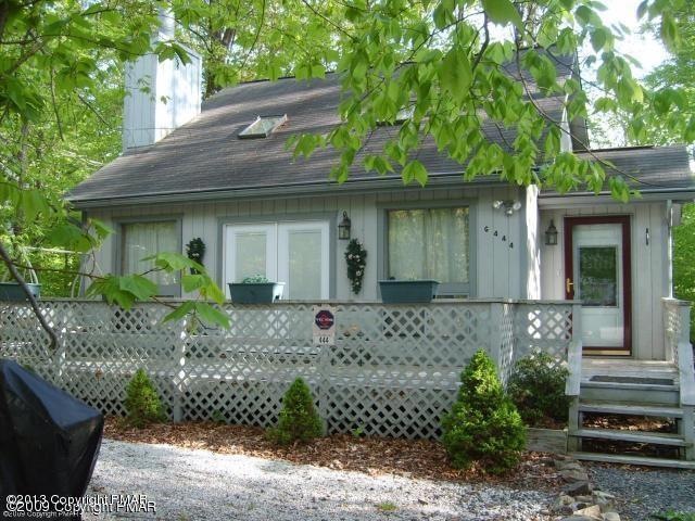 444 Robinwood Dr, Tobyhanna, PA 18466 - photo 1