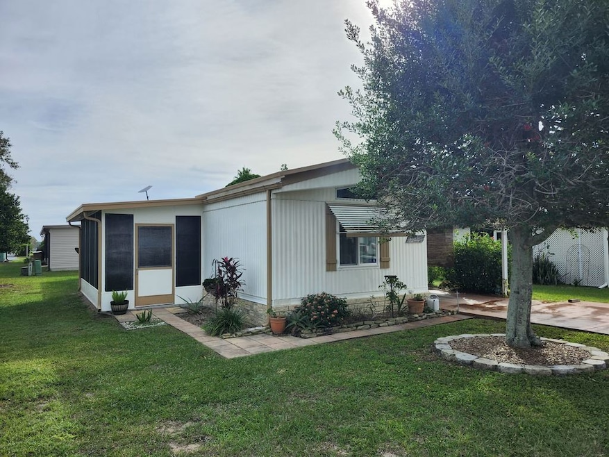 10 Lakewood Ln unit 107, Fruitland Park, FL 34731 - photo 1