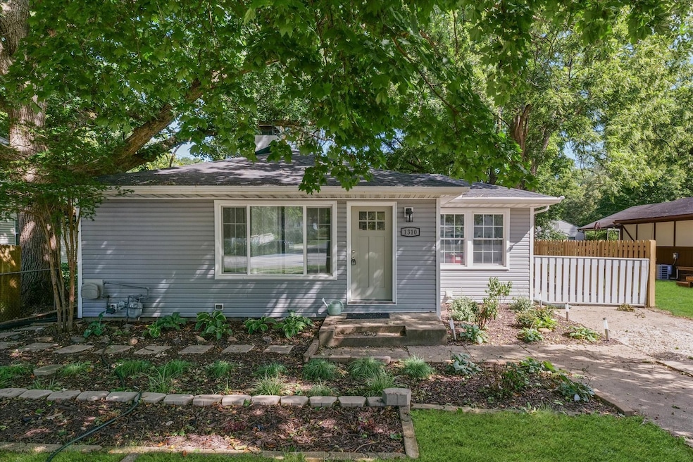 For Sale $215,900 • Co-Listing Agent