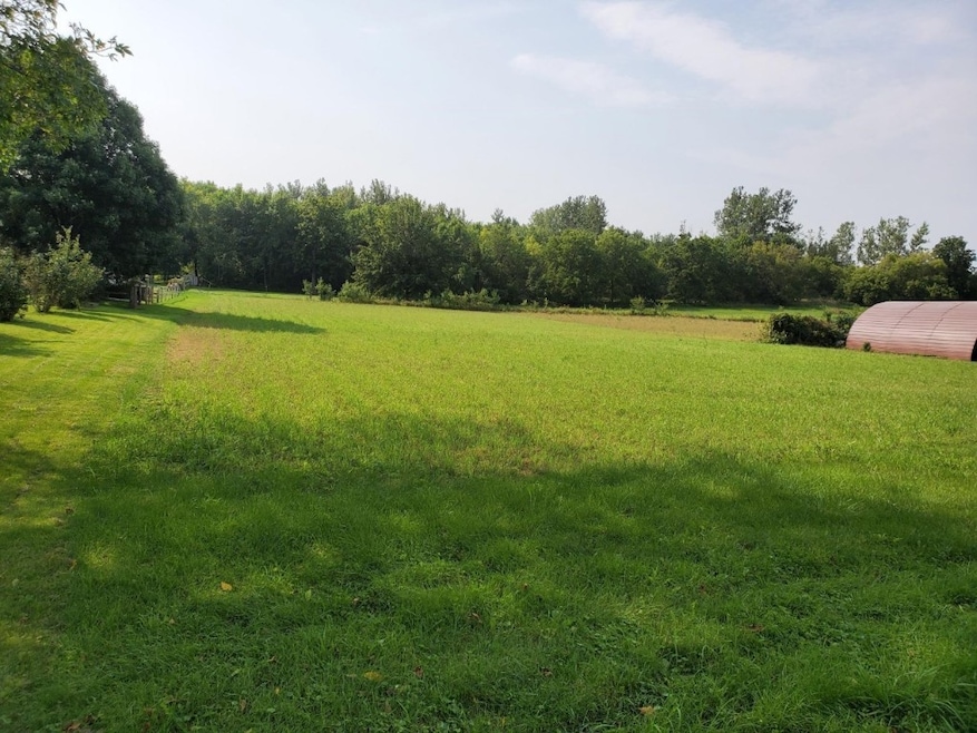 130 3rd Ave E, Coggon, IA 52218 - photo 1