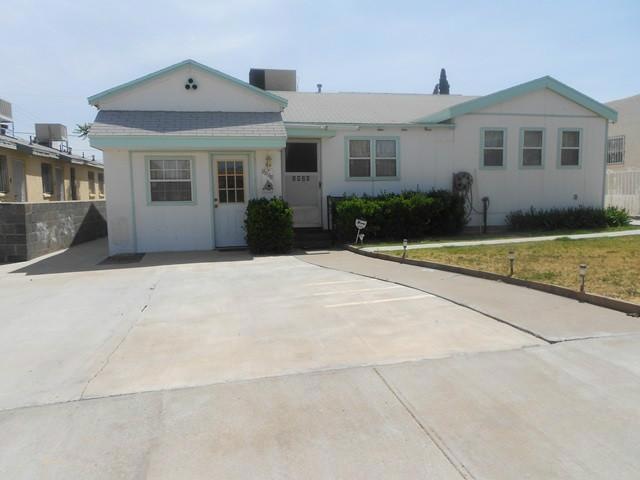 3926 Porter Ave, El Paso, TX 79930 - photo 1