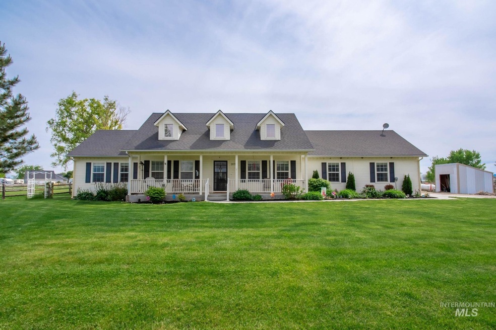 2675 Kingsway Dr, Homedale, ID 83628 - photo 1