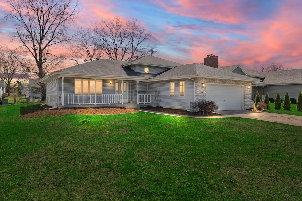 659 Wren Ct, Griffith, IN 46319 - photo 1