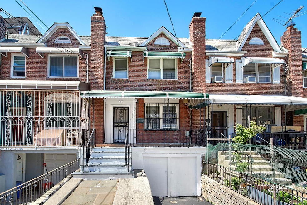 4635 Matilda Ave, Bronx, NY 10470 - photo 1