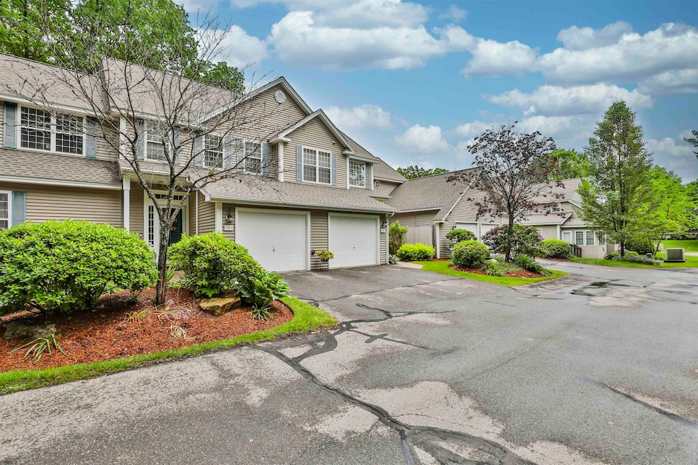 5 Garden Party Ln, Bedford, NH 03110 - photo 1