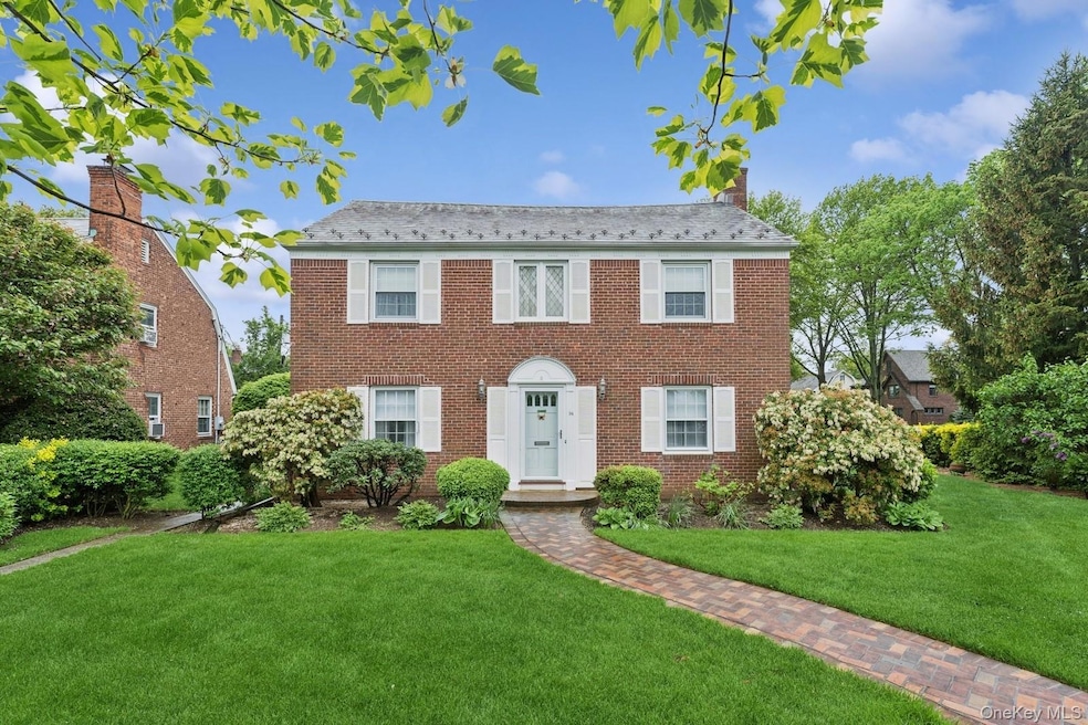 Sold $1,450,000 • Co-Listing Agent