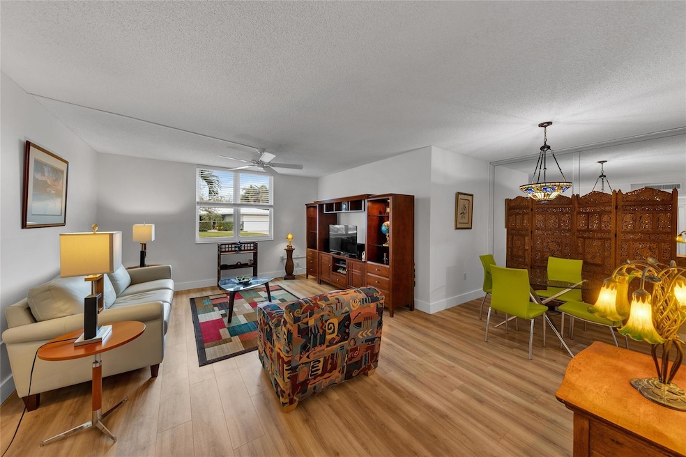 For Sale $285,000 • Co-Listing Agent