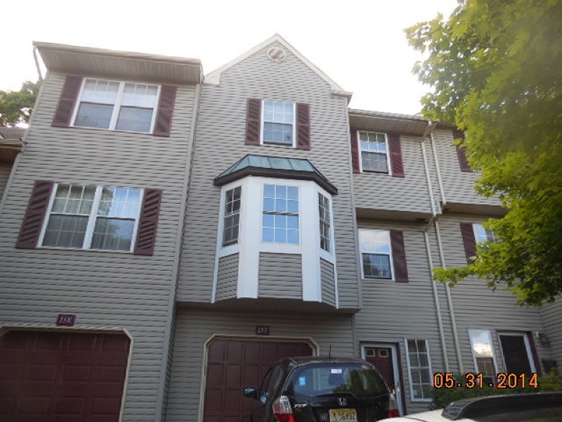 117 Pinehurst Dr unit 302, Washington, NJ 07882 - photo 1