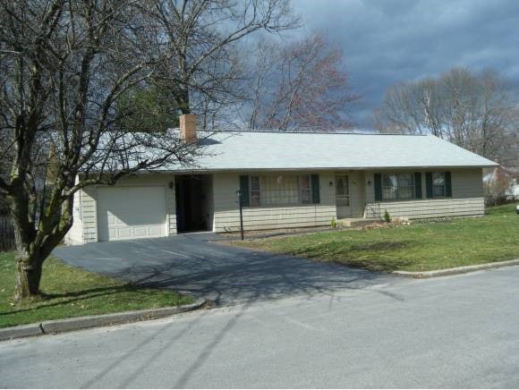 440 Tory Rd, Manchester, NH 03104 - photo 1