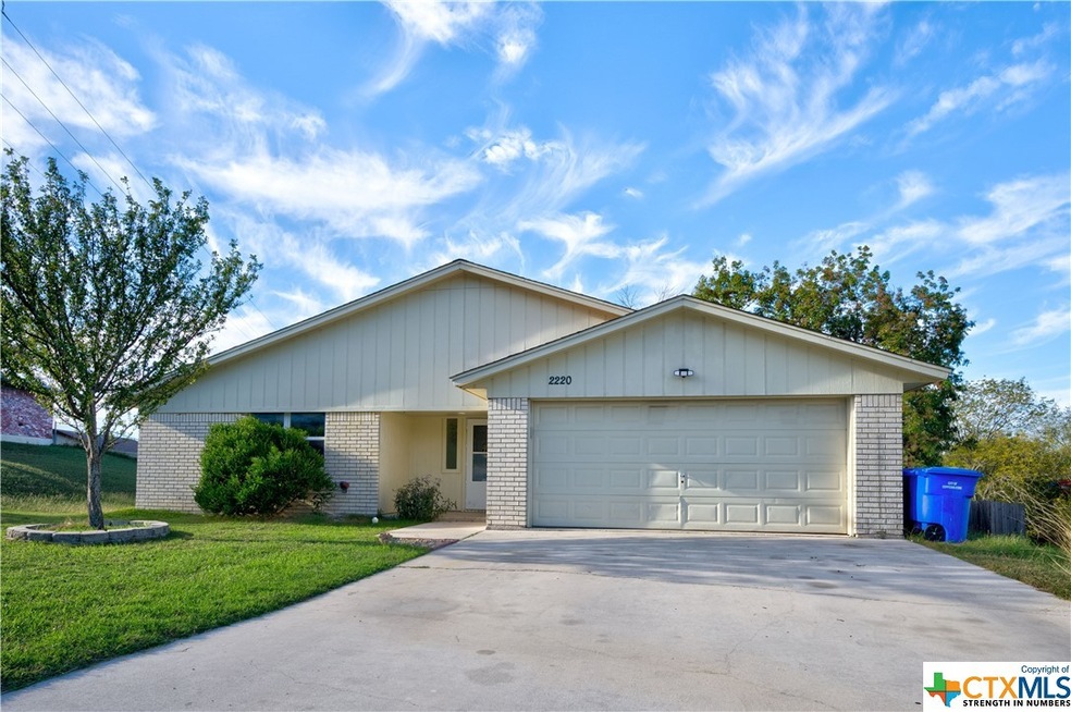 2220 Phyllis Dr, Copperas Cove, TX 76522 - photo 1