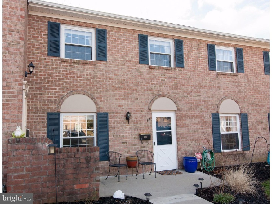 14 Delancy Ct, North Wales, PA 19454 - photo 1